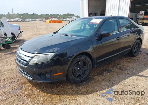 2010 Ford Fusion Se z USA, uszkodzony, nr VIN 3FAHP0HA9AR389157